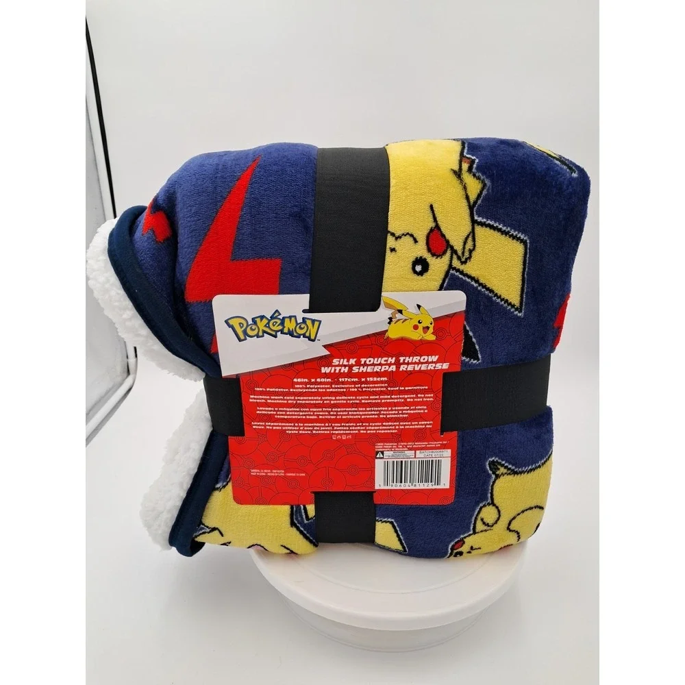 46 X 60 Inch Pokemon Silk Throw With Sherpa Reverse - Picture 3 of 7